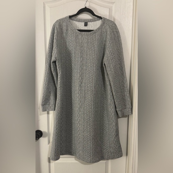 SHEIN Gray Long Sleeve Cable Knit Dress - Picture 3 of 6